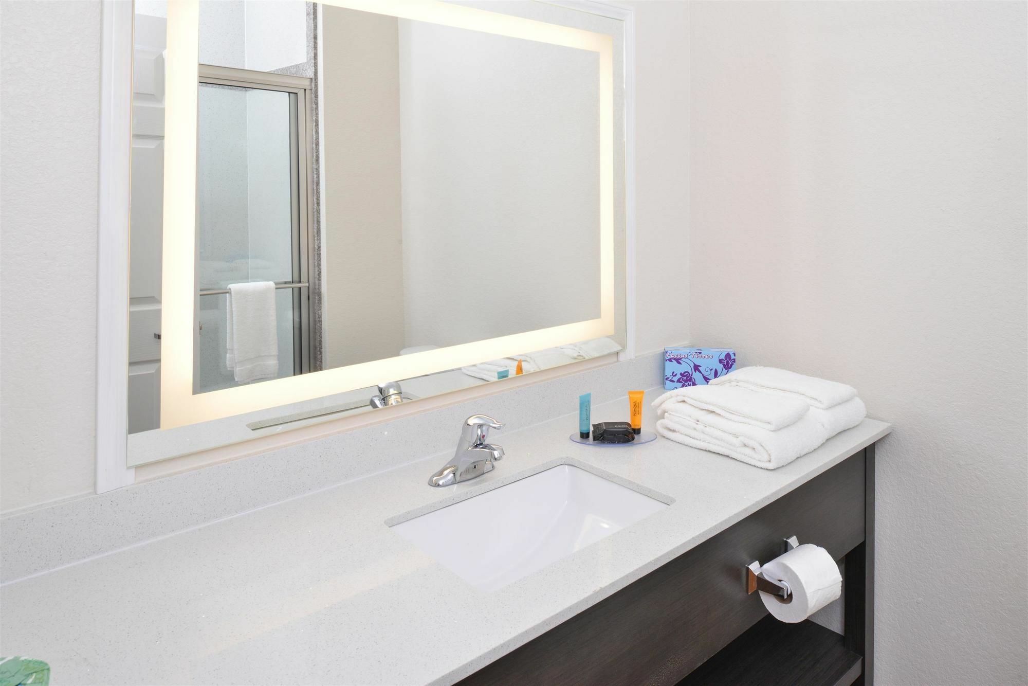 Regency Inn & Suites- Nw Houston Motel Jersey Village